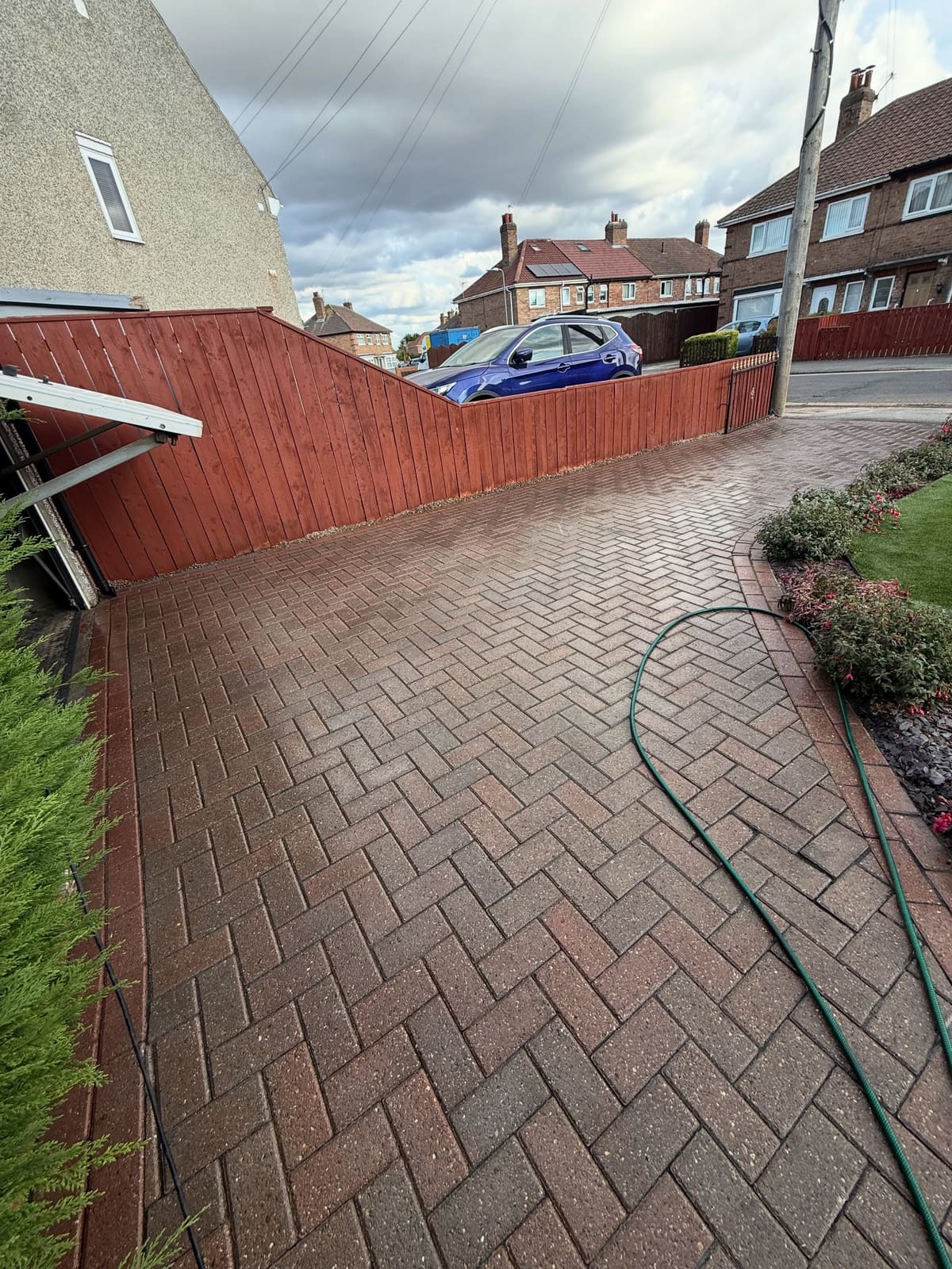 The full driveway after cleaning